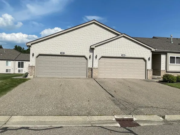 41011 Williams St, Grand Blanc, MI 48439