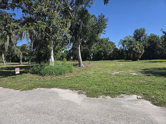 2nd image of 34 Silver Sand Rd