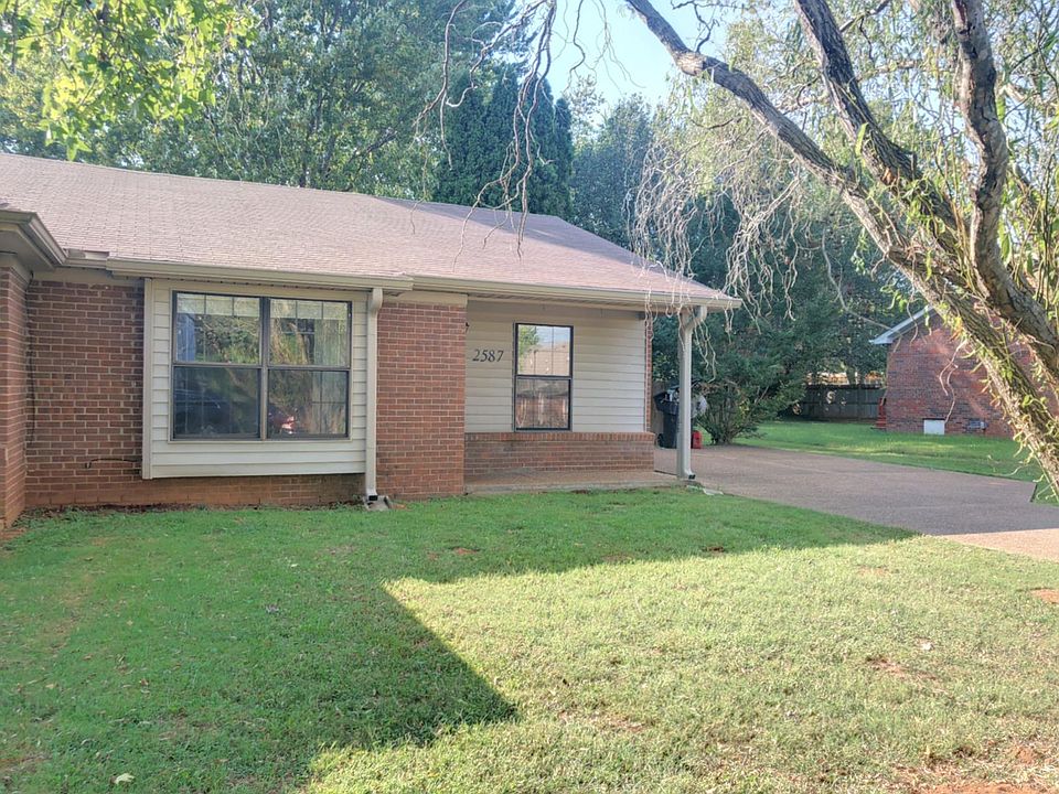 1st image of 2587 Oak Hill Dr