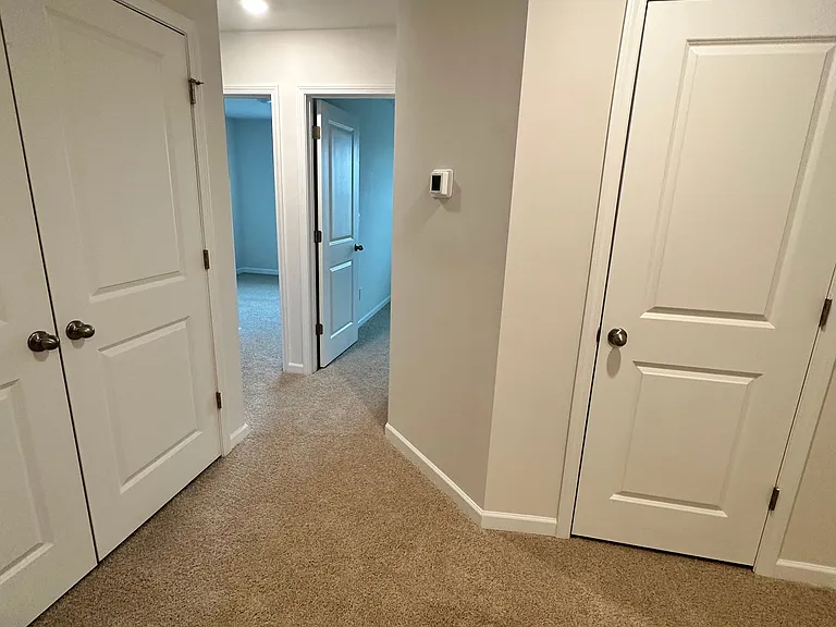 1351 Amberview Ln — Photo 34