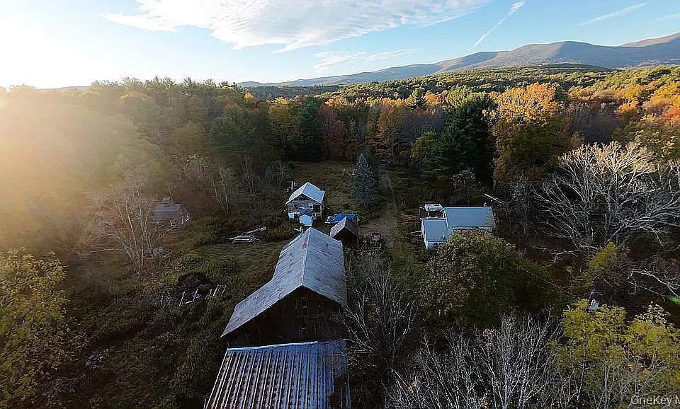1st image of 55 Hill Road