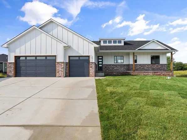 5813 N Edwards Ct, Wichita, KS 67204