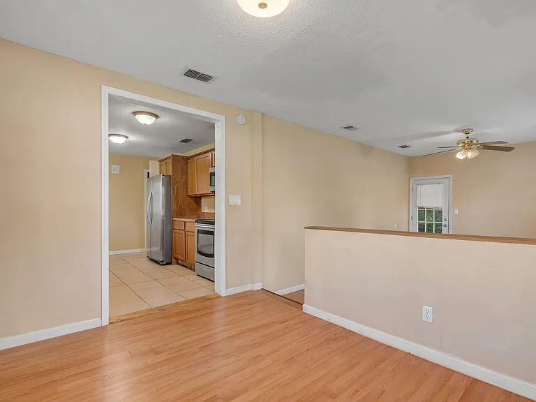 2115 Jackson Bluff Rd — Photo 6