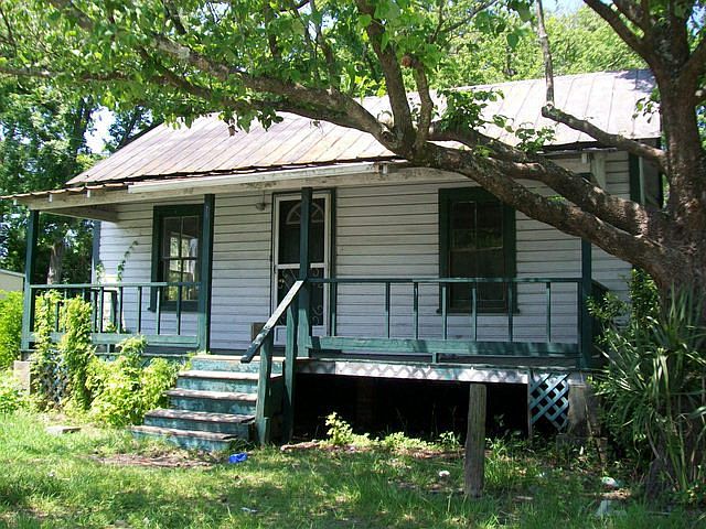 1st image of 3411 Stonewall St