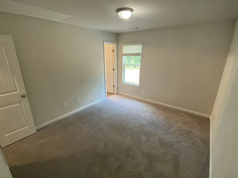 2091 Wiggins Vlg — Photo 8