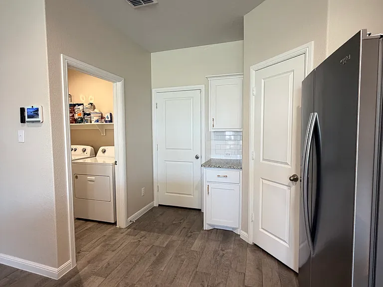 125 Hollytree Ln — Photo 10