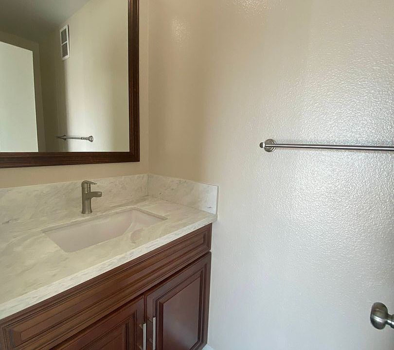 1st image of 920 Martin Luther King Jr Ave APT 303
