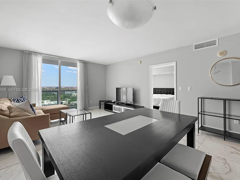 1800 N Bayshore Dr #1806 — Photo 13