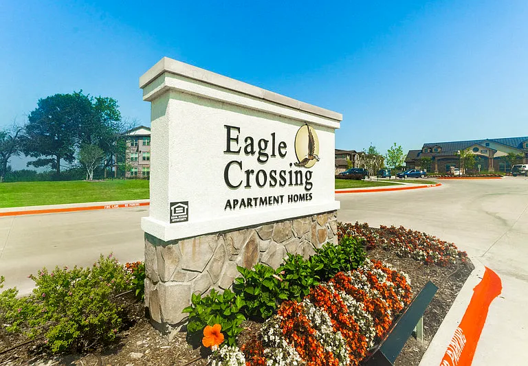 Eagle Crossing — Photo 28