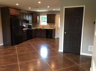 202 W Union St, Lindsborg, KS 67456