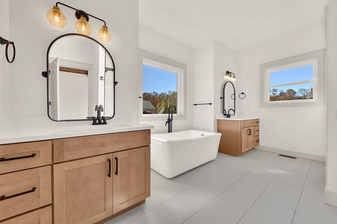 next background image