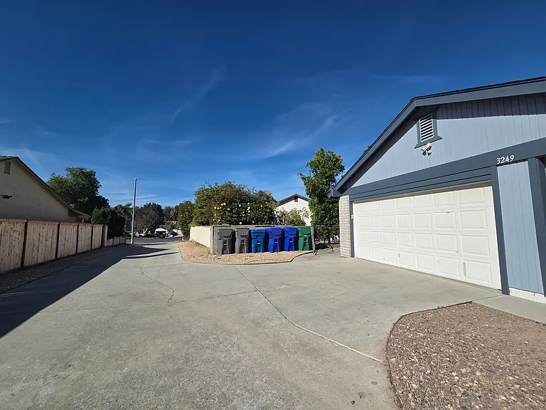 3249 Chase Ct — Photo 23