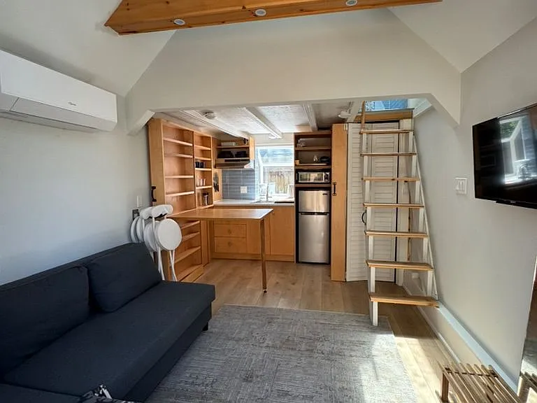 40 Bond St #TOWNHOUSE — Photo 4