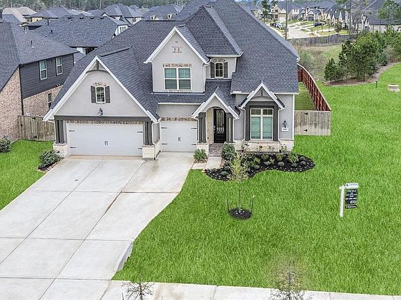 5th image of 806 Walnut Park Lane