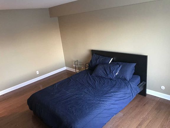 5th image of 1103 S Hunt Club Dr APT 120