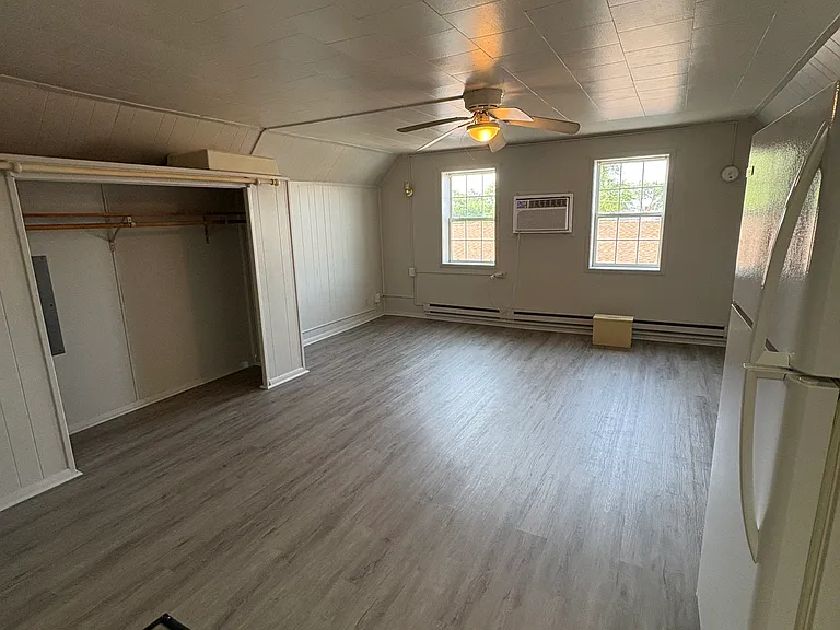 825 E Broadway St #A6 — Photo 6