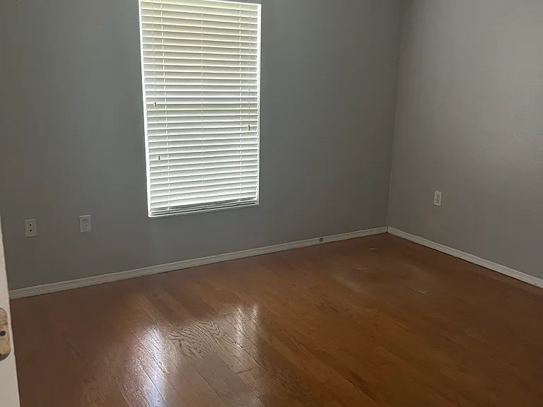 6310 Gant Rd — Photo 3