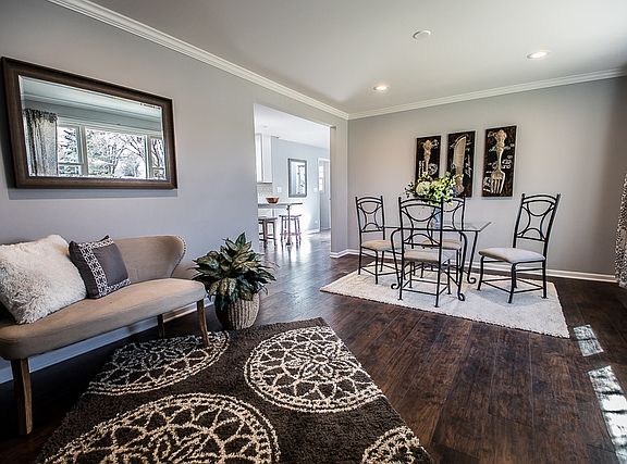 3rd image of 2416 Highland Dr