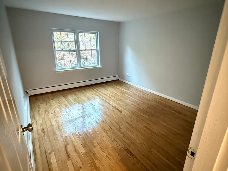 10 Highland St #2 — Photo 6