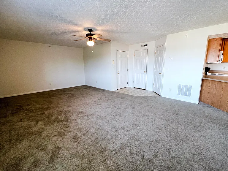 Walton Ridge Apartments — Photo 21