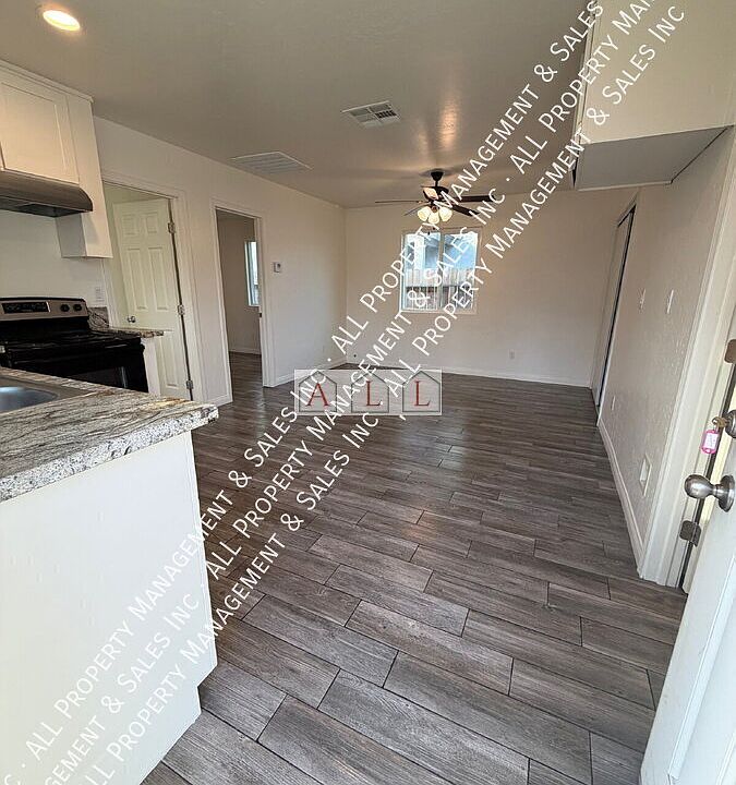 1st image of 3709 Jewett Ave APT B