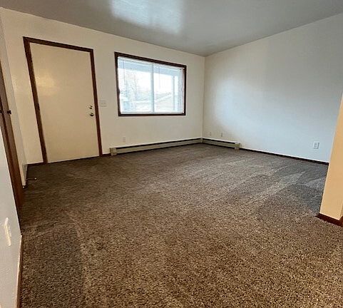 5th image of 303 Birch St #10