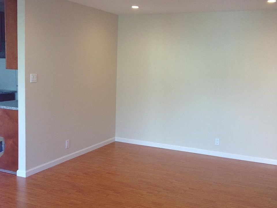 1st image of 1201 44th Ave APT 4