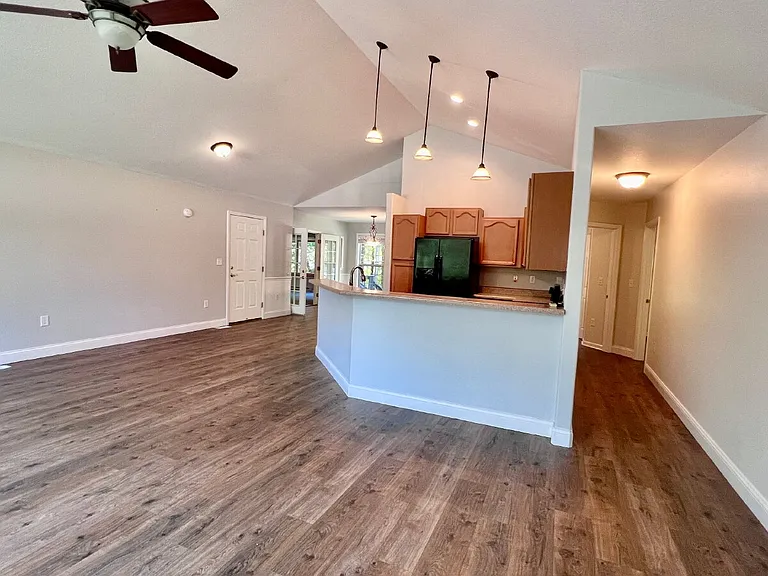 39 Leaf Cir — Photo 4