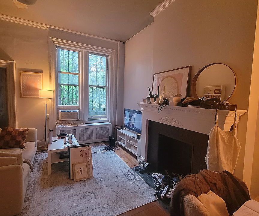 1st image of 129 W 88th St #2C