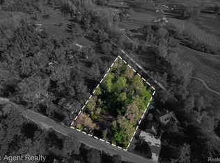 0 W Gunn Rd, Rochester, MI 48306