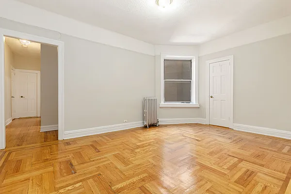 Rented by MNS | media 4