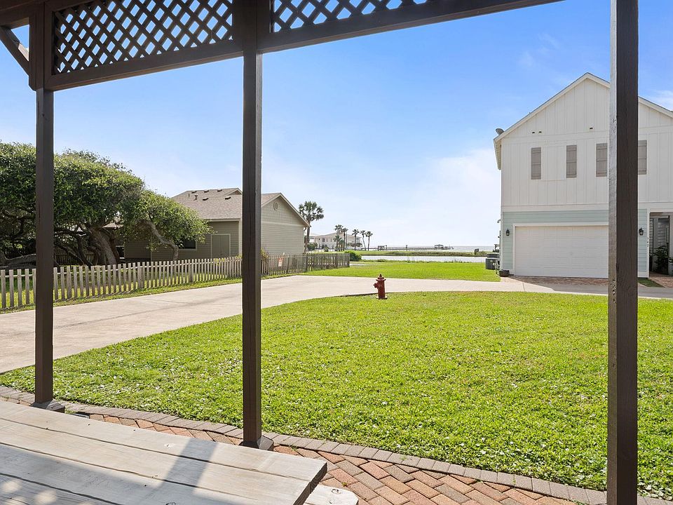412 Sailhouse Way, Rockport, TX 78382 | MLS #7074478 | Zillow