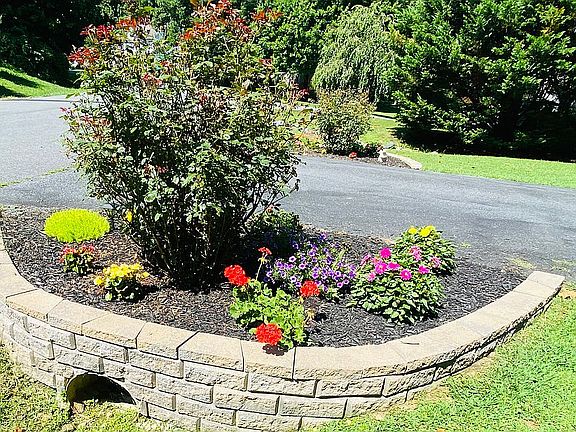 Professional hardscape 