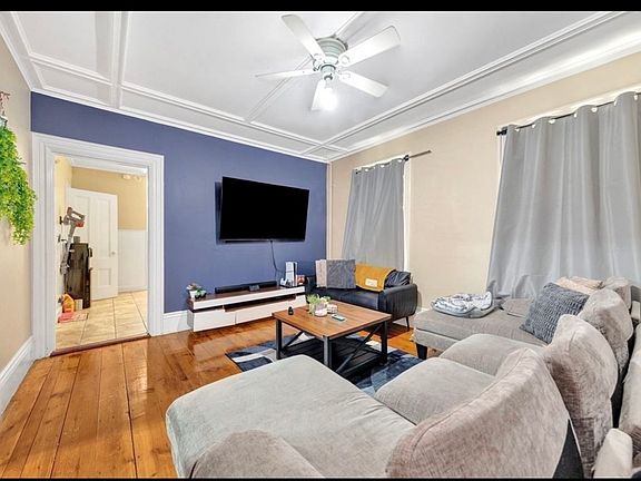 3rd image of 50 Warner St #2