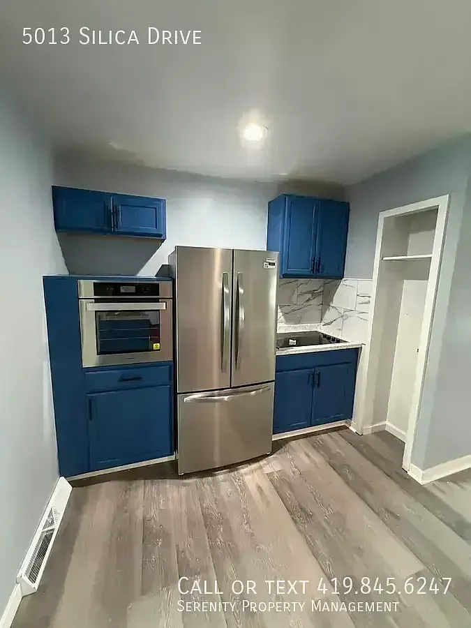 Spacious Sylvania Home 4 Bedrooms, 2.5 Baths & Room to Settle In — Photo 3