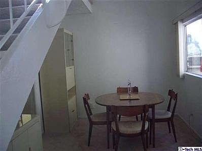 4th image of 1339 N Columbus Ave Unit 325