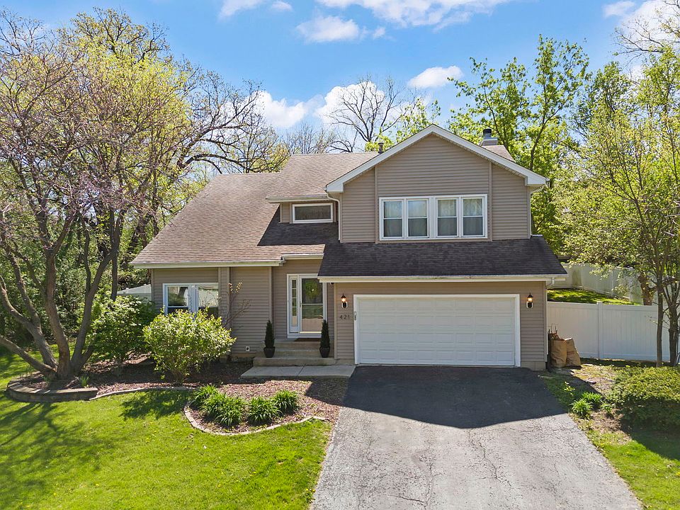 1st image of 421 Cambridge Way