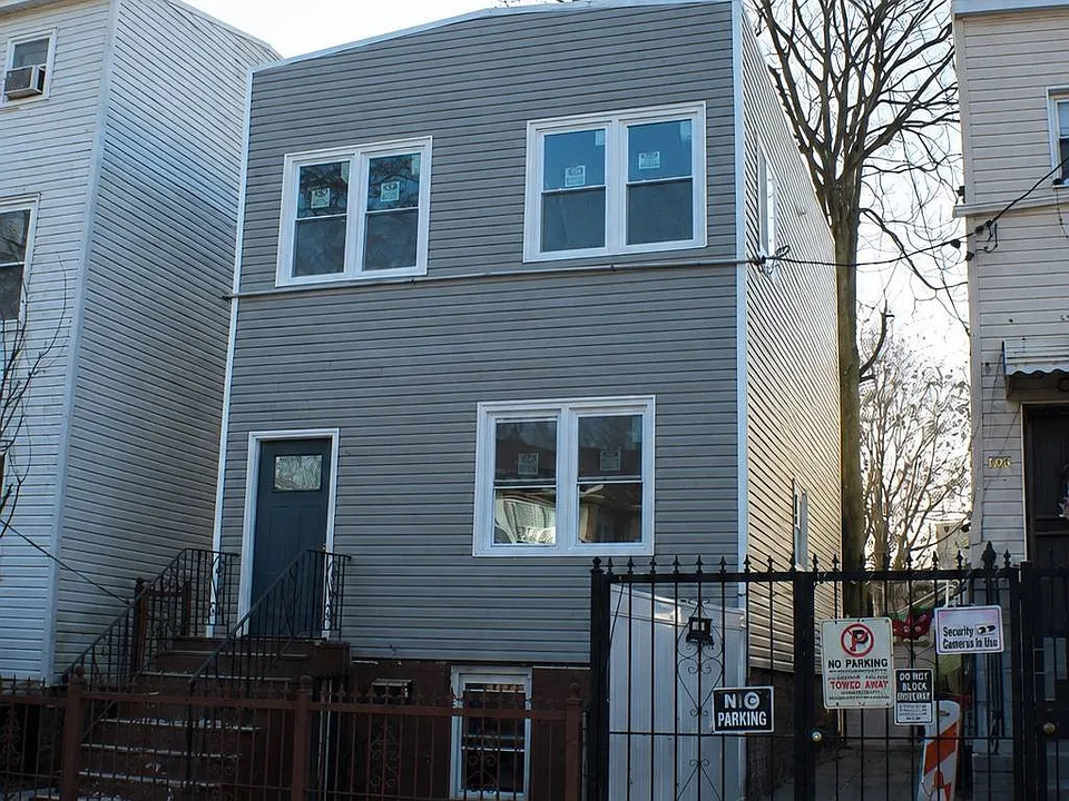 198 Shepherd Ave