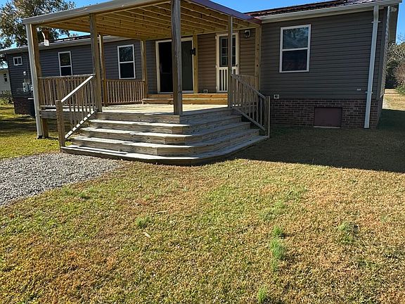 3rd image of 115 Windward Drive