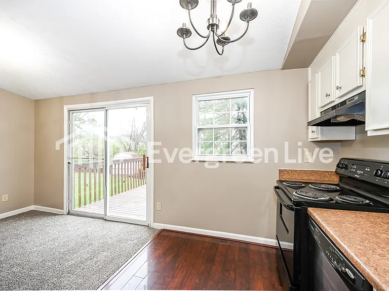 6481 Southgate Pl — Photo 6