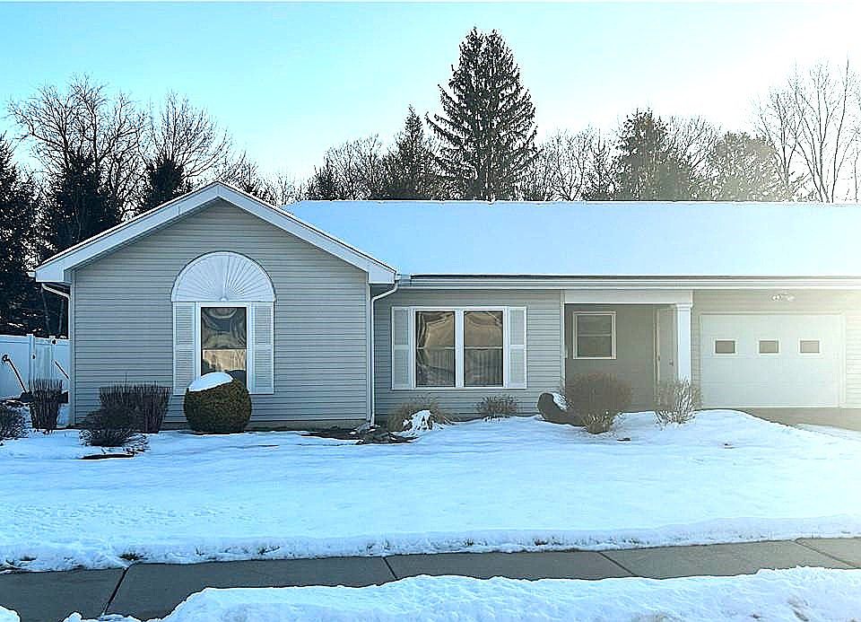 1st image of 5 Biviano Ln