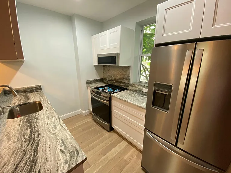 1417 Massachusetts Ave SE #6 — Photo 6