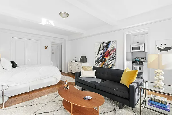 Rented by Compass | media 20