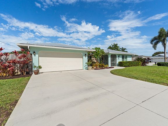 2nd image of 2373 SE Bordeaux Court