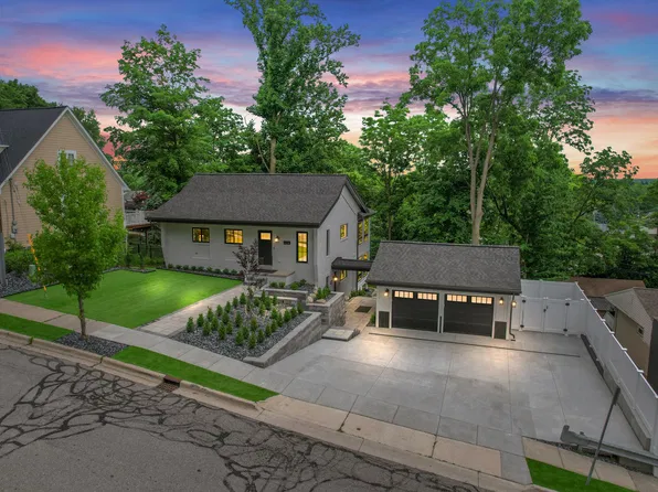 466 East St, Northville, MI 48167