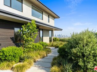 2216 Winona Blvd, Los Angeles, CA 90027