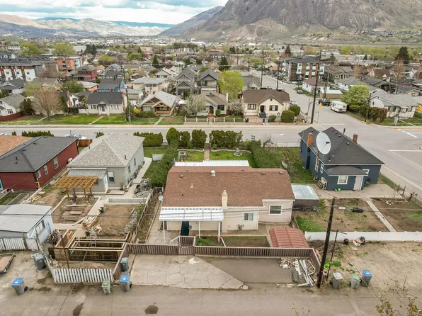 867 Columbia St, Kamloops, BC V2C 2V7