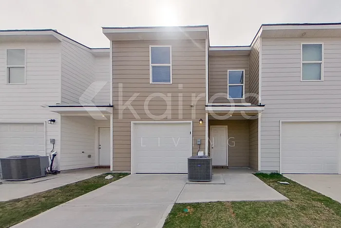 325 Ironwood Ct — Photo 16