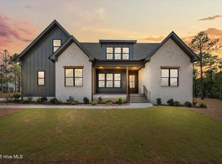 175 Sugar Sand Ln, West End, NC 27376