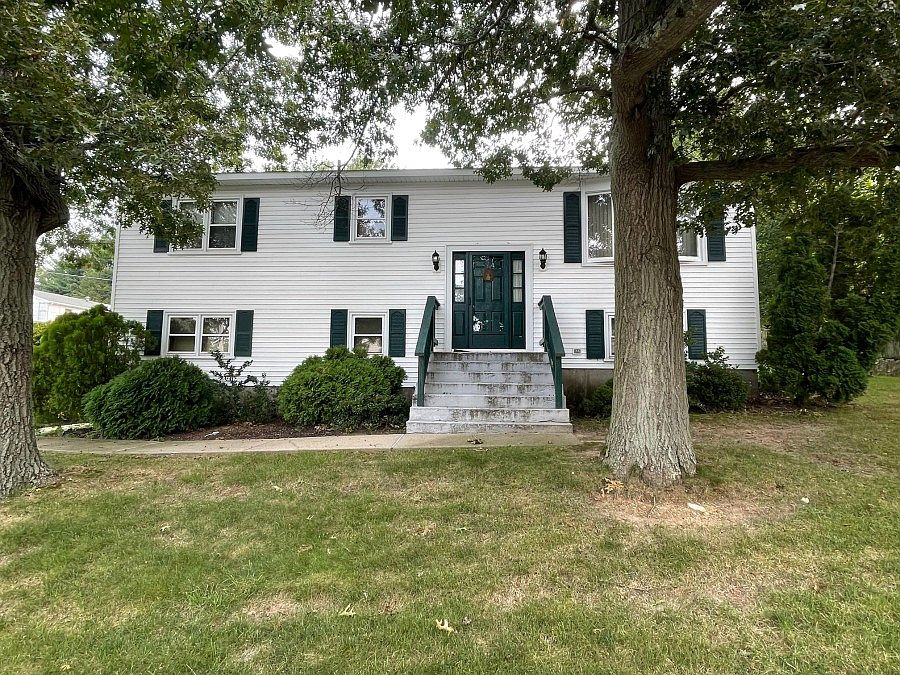1st image of 67 Simmonsville Ave